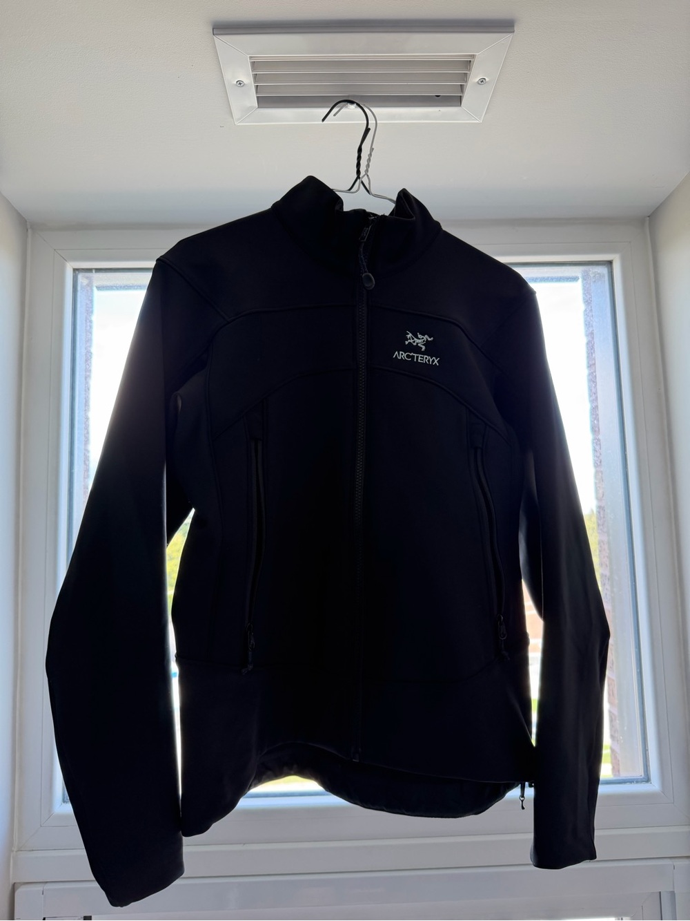 Arc'teryx Black Women's Softshell Zip Jacket
